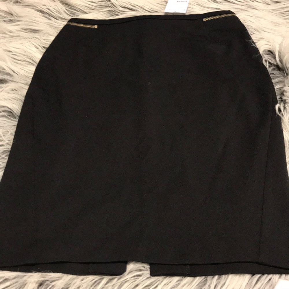 Black H&M skirt NWT